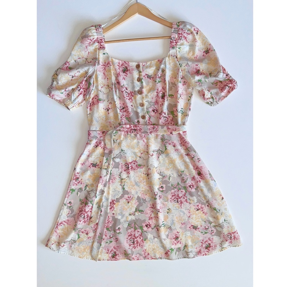 Lauren Conrad Romantic Cottagecore Floral Print Dress Size Large Puff Sleeve